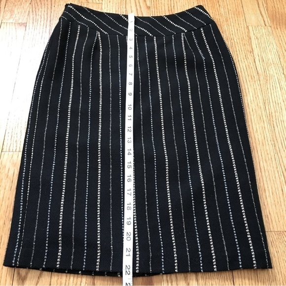 Vintage 90's Jinkaieng Black Metallic Wool Blend Straight Pencil Skirt - Picture 8 of 16